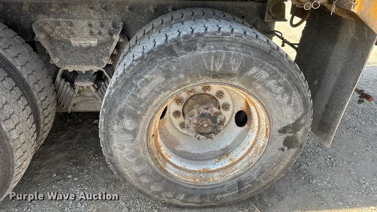 image for item DO2314 2011 International 7500 dump truck