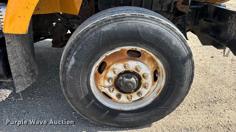 image for item DO2314 2011 International 7500 dump truck