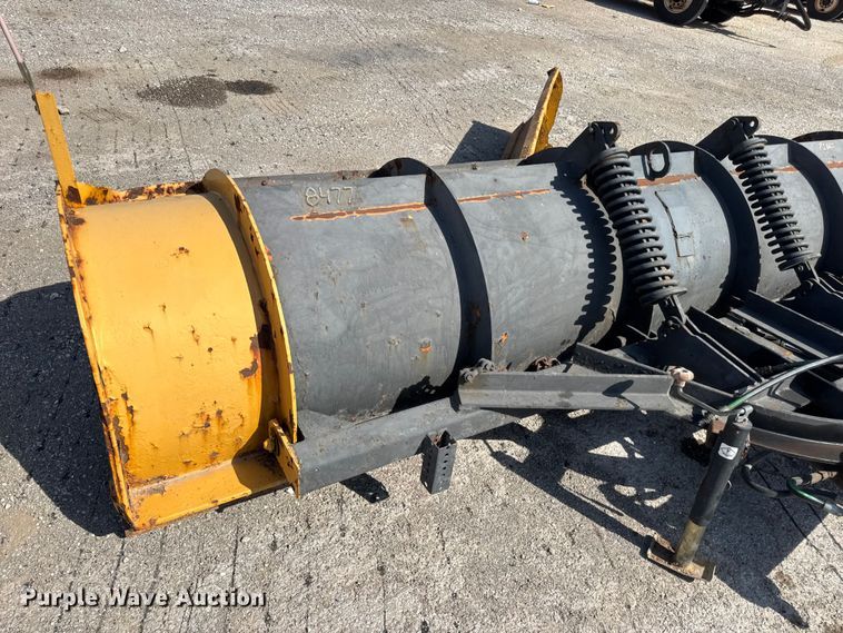 image for item DO2314 2011 International 7500 dump truck