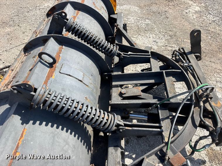 image for item DO2314 2011 International 7500 dump truck