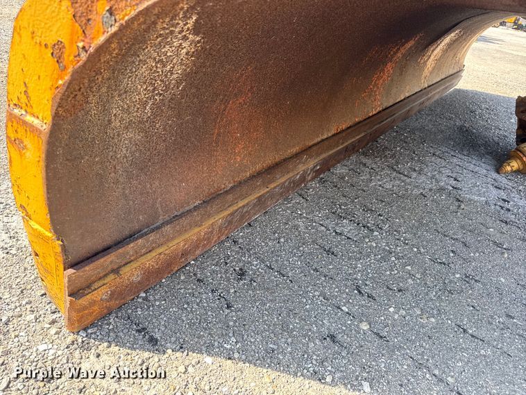 image for item DO2314 2011 International 7500 dump truck