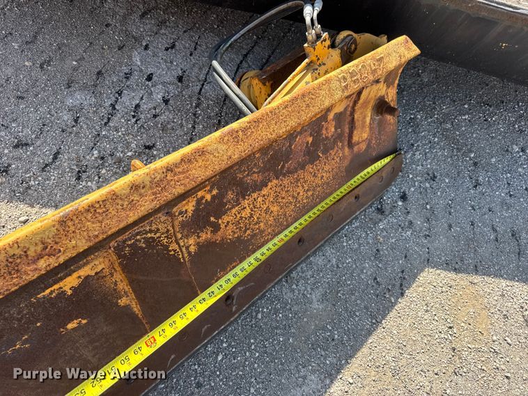 image for item DO2314 2011 International 7500 dump truck