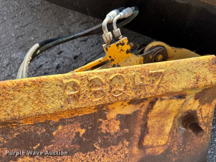 image for item DO2314 2011 International 7500 dump truck