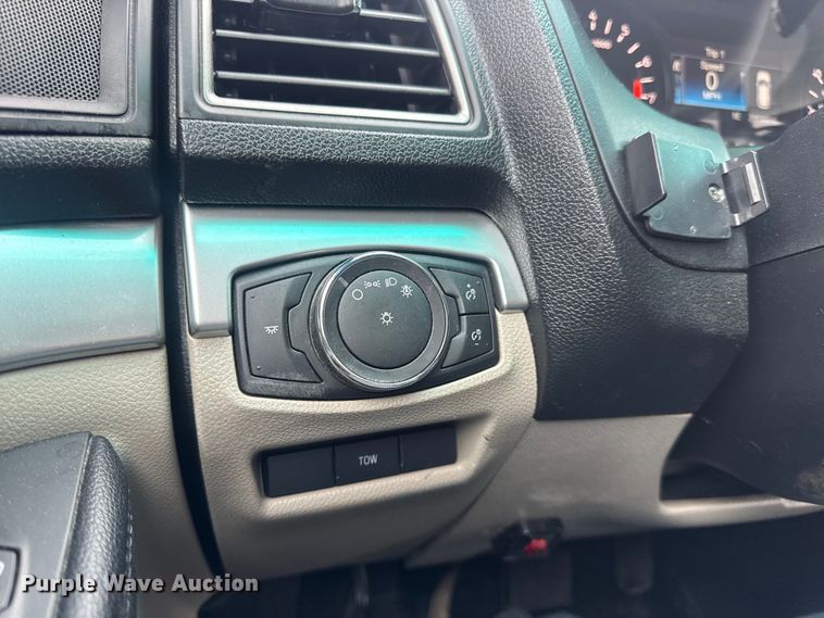 image for item DO2382 2018 Ford Explorer SUV