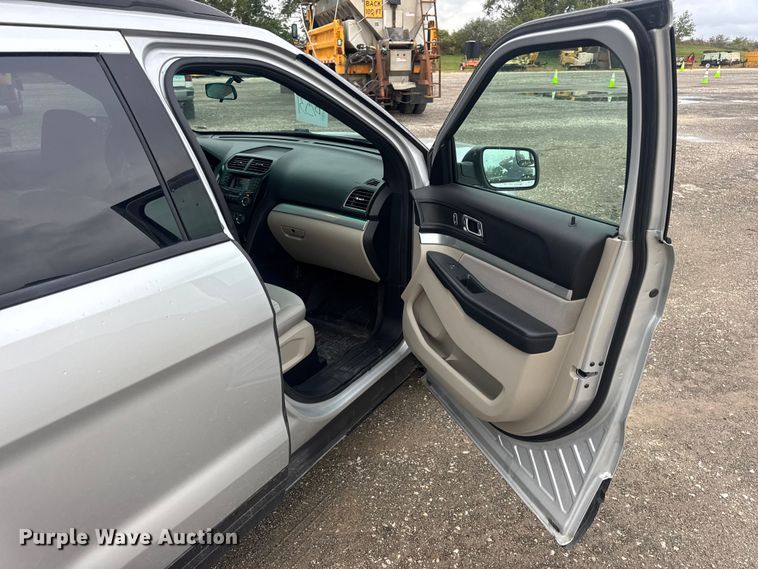 image for item DO2382 2018 Ford Explorer SUV