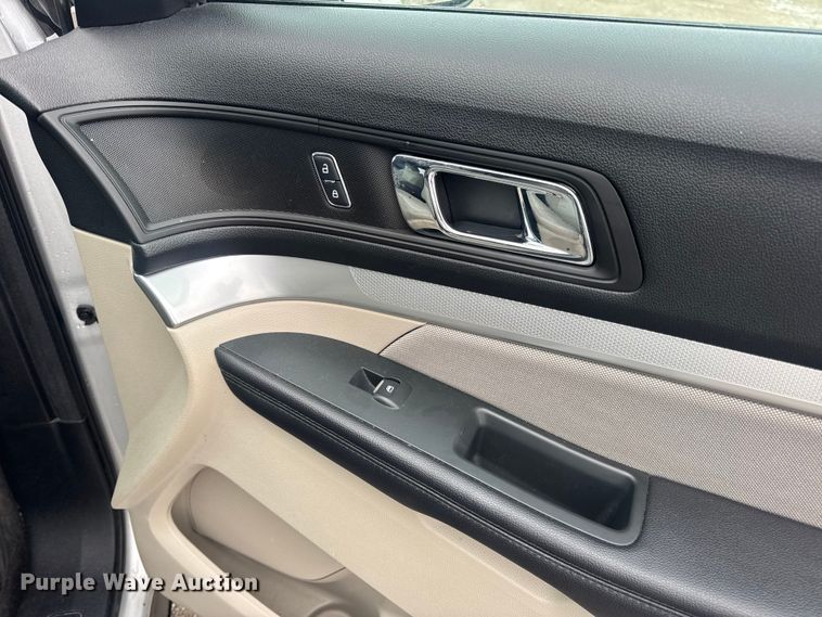 image for item DO2382 2018 Ford Explorer SUV