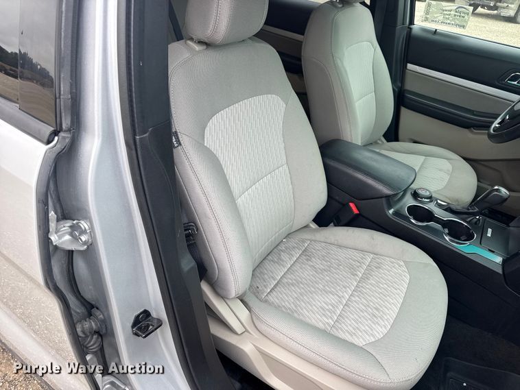 image for item DO2382 2018 Ford Explorer SUV