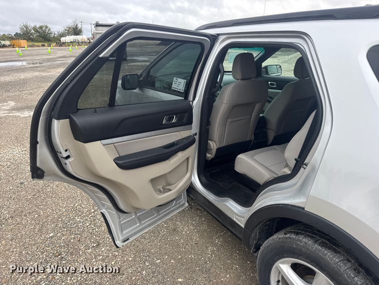 image for item DO2382 2018 Ford Explorer SUV