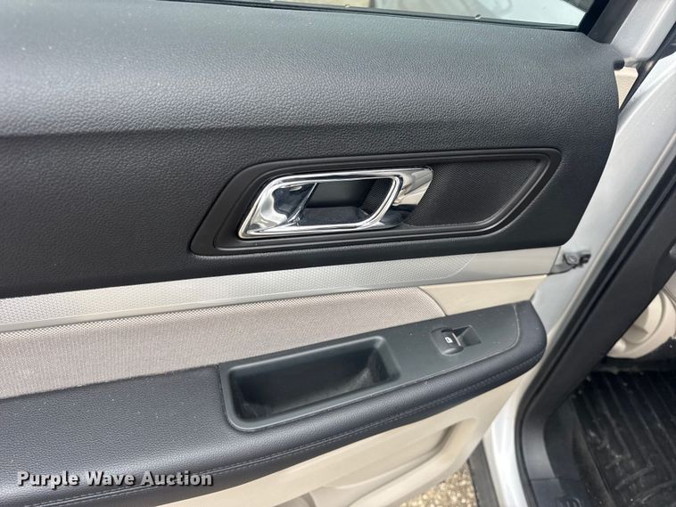 image for item DO2382 2018 Ford Explorer SUV