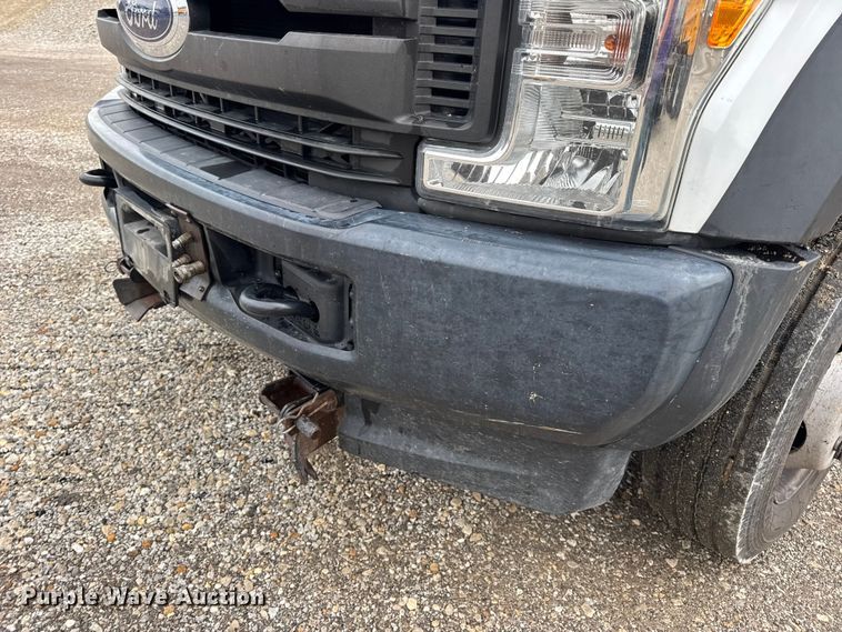 image for item DO2384 2017 Ford F550 XL Crew Cab dump truck