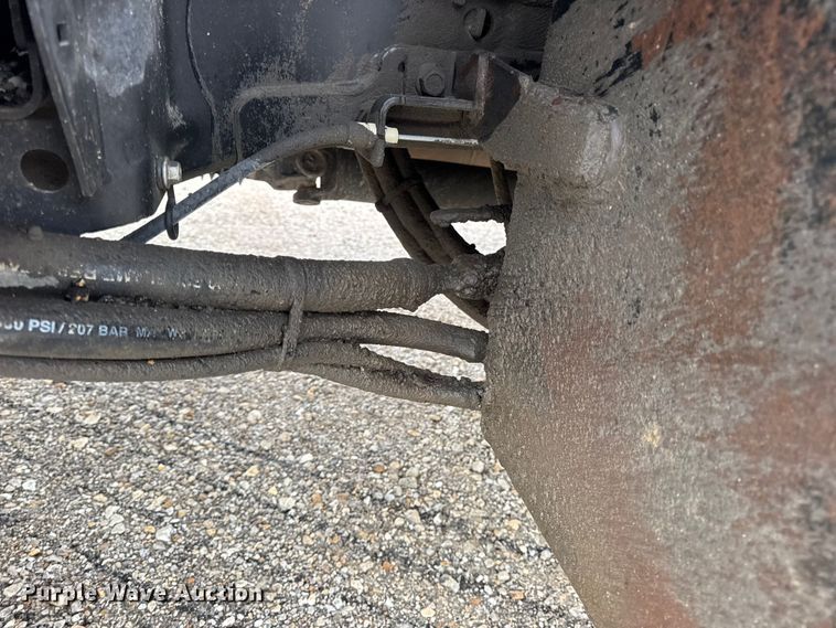 image for item DO2384 2017 Ford F550 XL Crew Cab dump truck