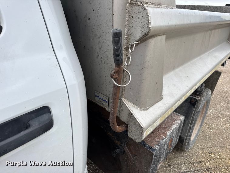 image for item DO2384 2017 Ford F550 XL Crew Cab dump truck