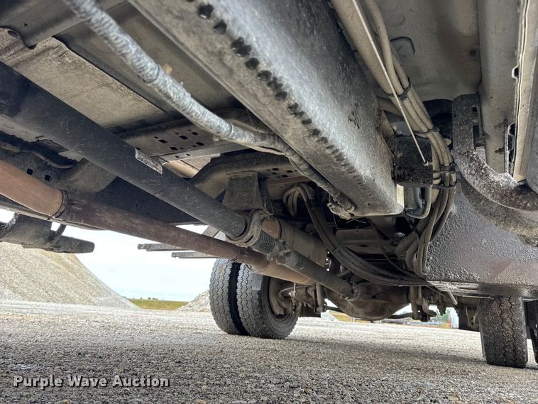 image for item DO2384 2017 Ford F550 XL Crew Cab dump truck