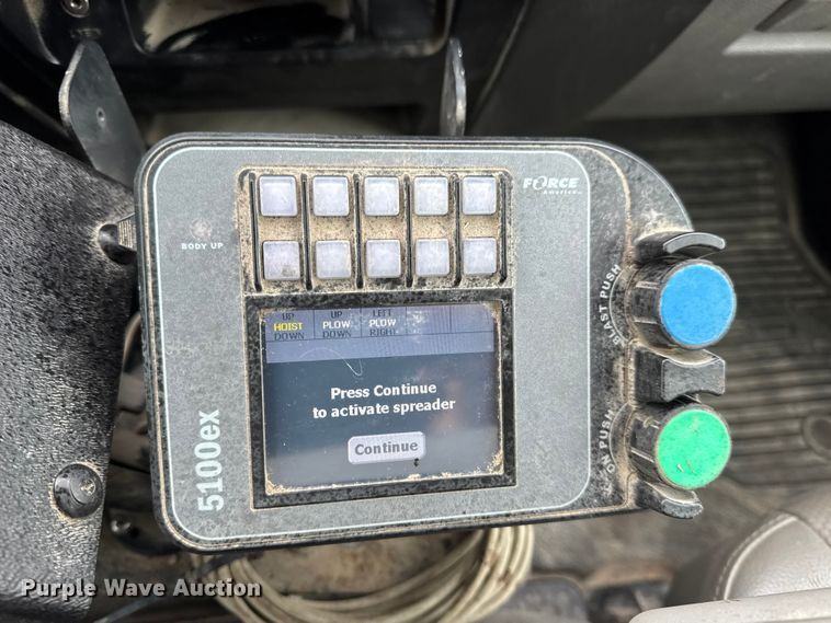 image for item DO2384 2017 Ford F550 XL Crew Cab dump truck