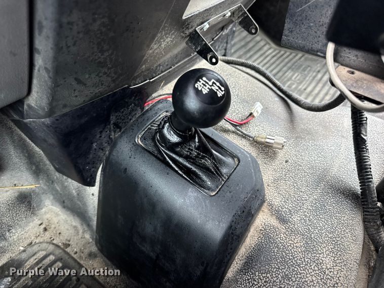 image for item DO2384 2017 Ford F550 XL Crew Cab dump truck