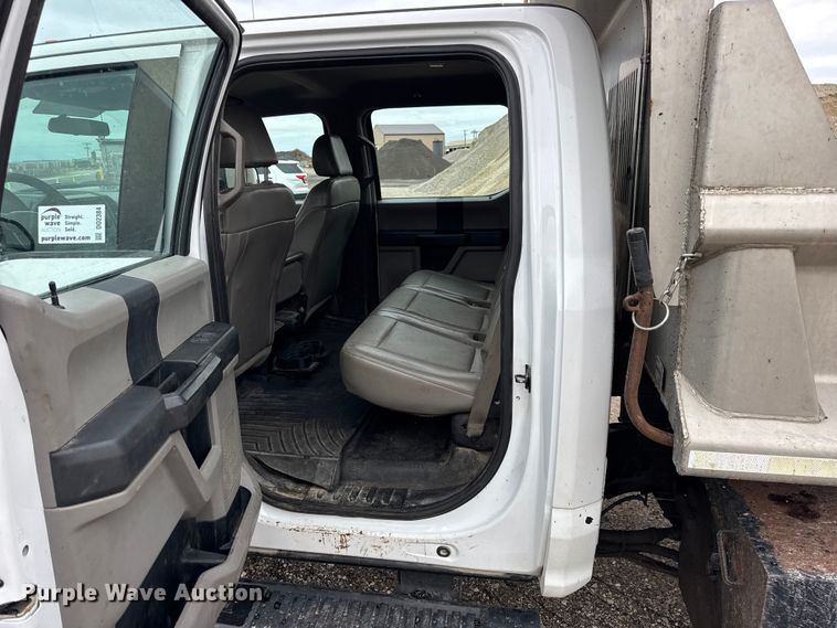 image for item DO2384 2017 Ford F550 XL Crew Cab dump truck