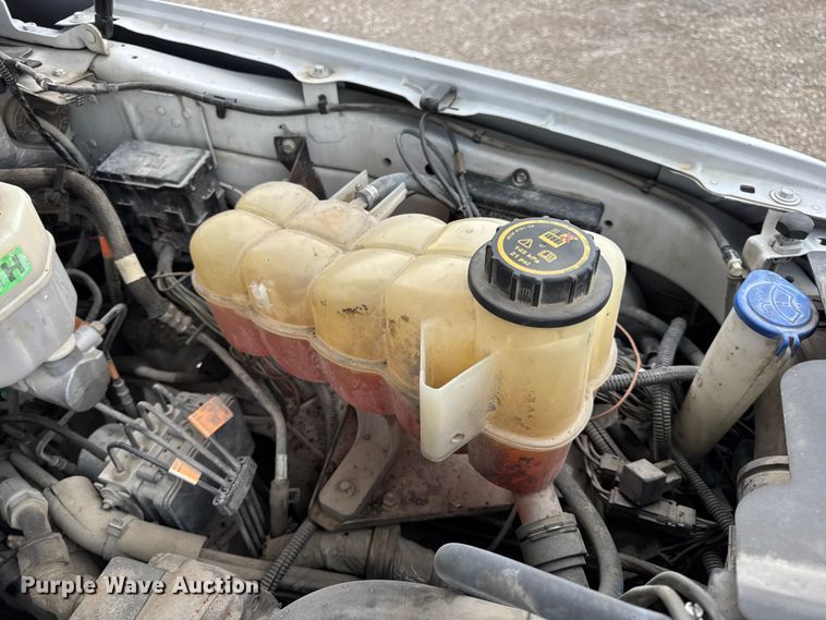 image for item DO2384 2017 Ford F550 XL Crew Cab dump truck