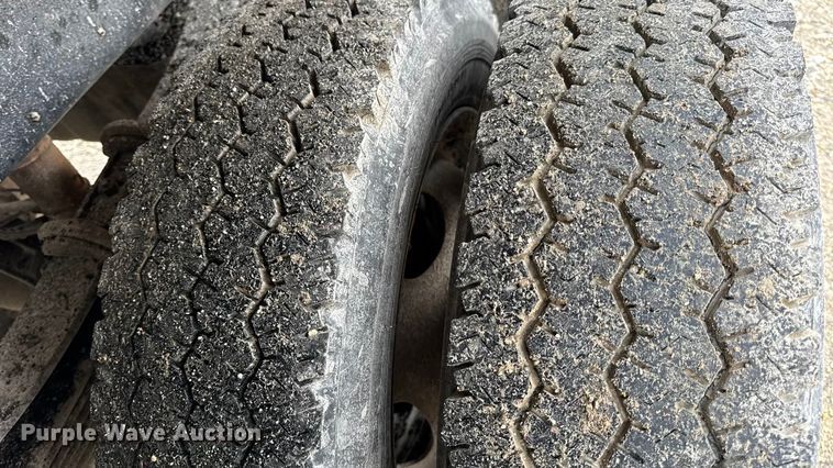 image for item DO2384 2017 Ford F550 XL Crew Cab dump truck