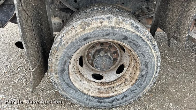 image for item DO2384 2017 Ford F550 XL Crew Cab dump truck