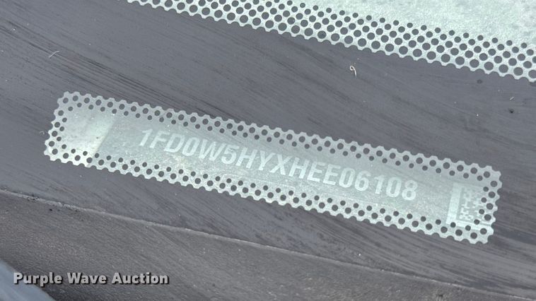 image for item DO2384 2017 Ford F550 XL Crew Cab dump truck