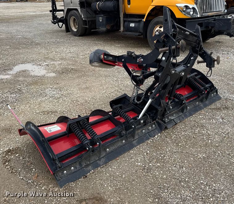 image for item DO2384 2017 Ford F550 XL Crew Cab dump truck