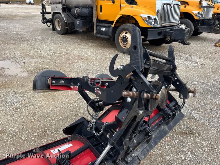 image for item DO2384 2017 Ford F550 XL Crew Cab dump truck