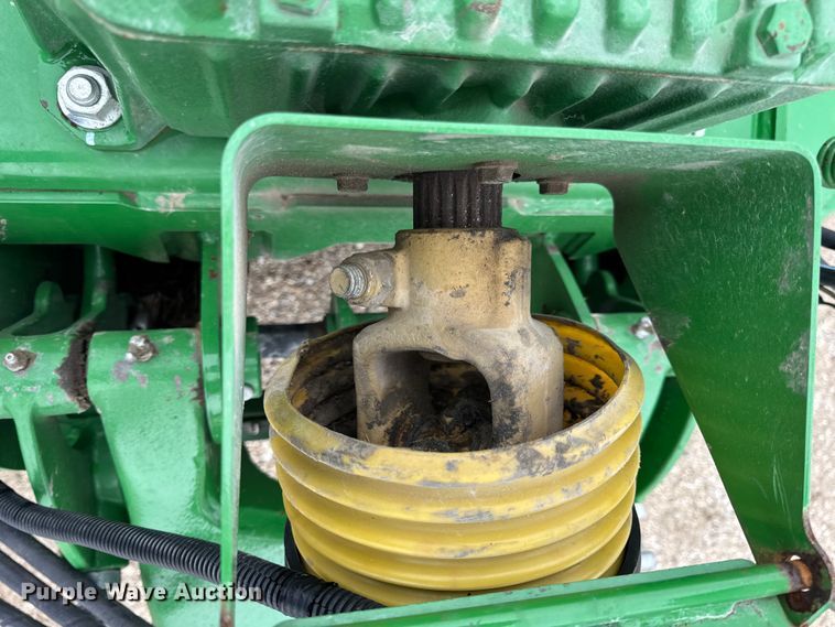 image for item DO2385 John Deere R15 batwing rotary mower