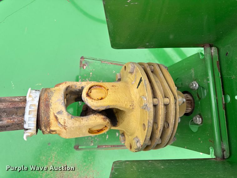 image for item DO2385 John Deere R15 batwing rotary mower