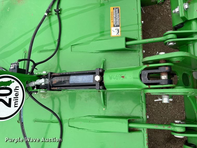image for item DO2385 John Deere R15 batwing rotary mower
