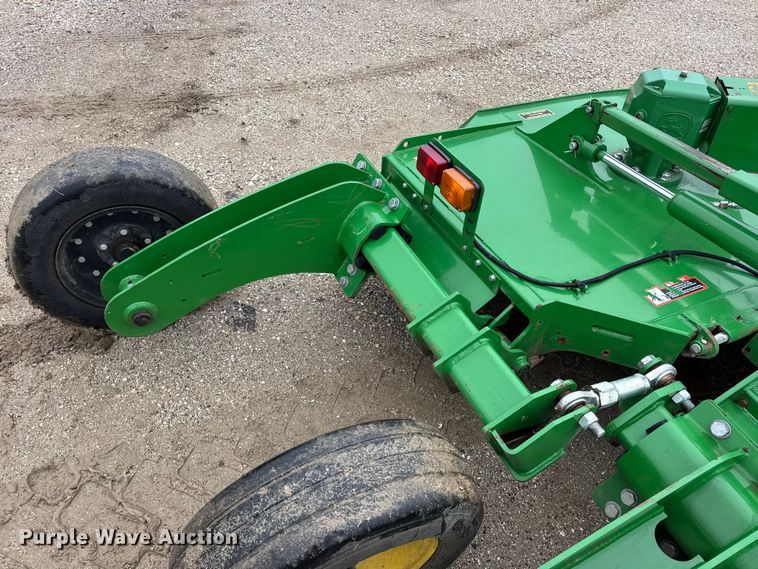 image for item DO2385 John Deere R15 batwing rotary mower