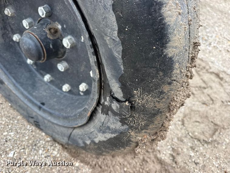 image for item DO2385 John Deere R15 batwing rotary mower