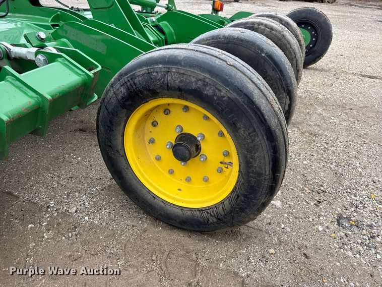 image for item DO2385 John Deere R15 batwing rotary mower