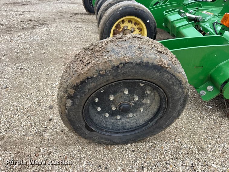 image for item DO2385 John Deere R15 batwing rotary mower