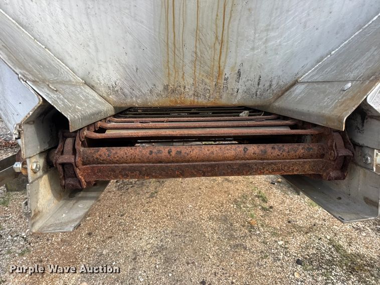 image for item DO2396 Good Roads, Inc. spreader