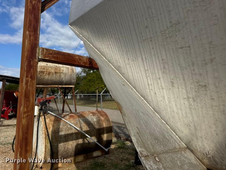 image for item DO2396 Good Roads, Inc. spreader