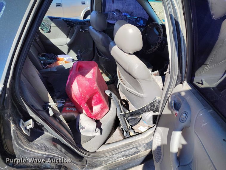 image for item DP5037 2001 Saturn LS2 