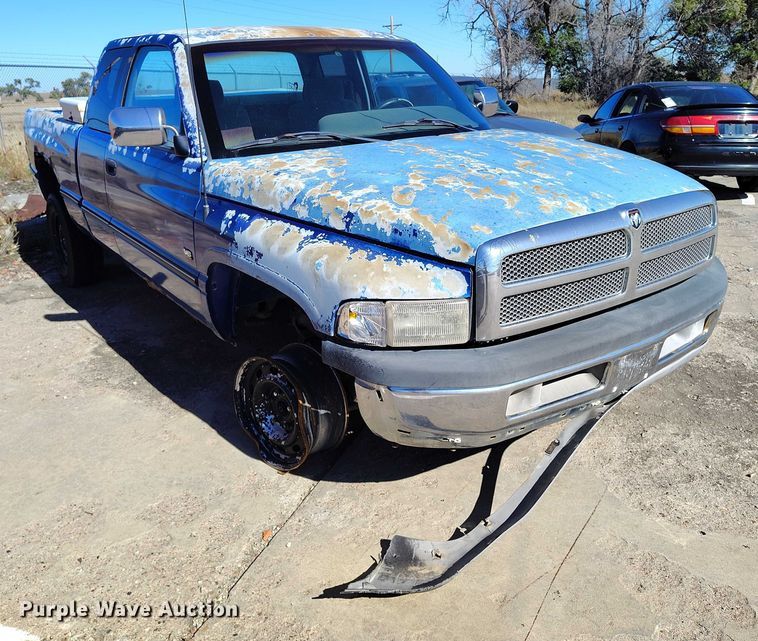 image for item DP5038 1997 Dodge Ram 1500 Club Cab pickup truck