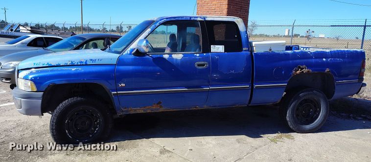 image for item DP5038 1997 Dodge Ram 1500 Club Cab pickup truck