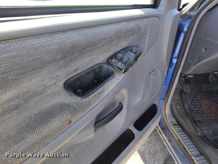 image for item DP5038 1997 Dodge Ram 1500 Club Cab pickup truck