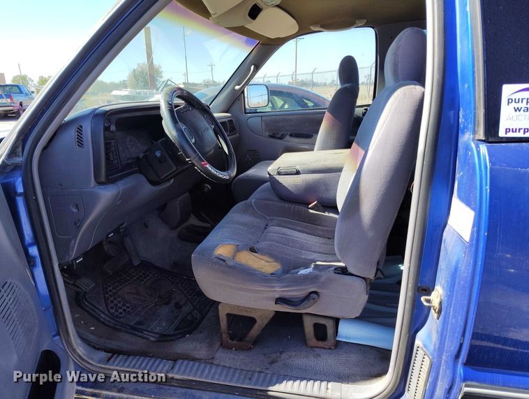 image for item DP5038 1997 Dodge Ram 1500 Club Cab pickup truck