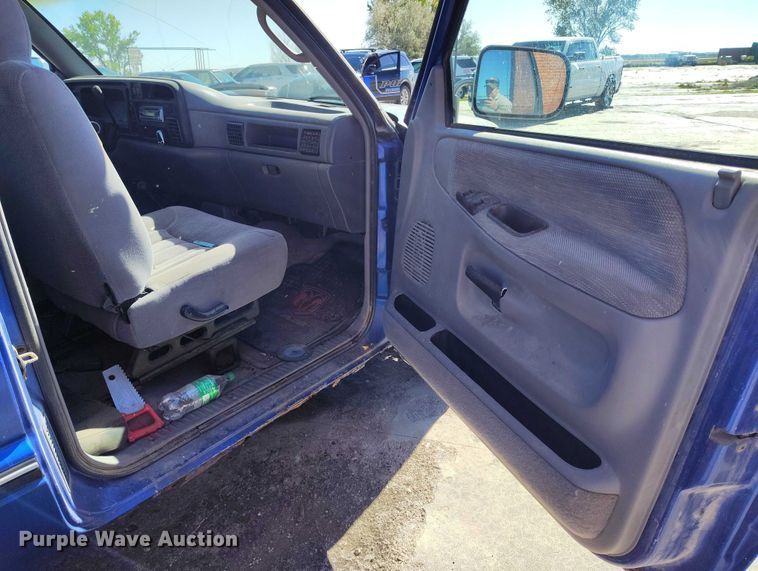 image for item DP5038 1997 Dodge Ram 1500 Club Cab pickup truck