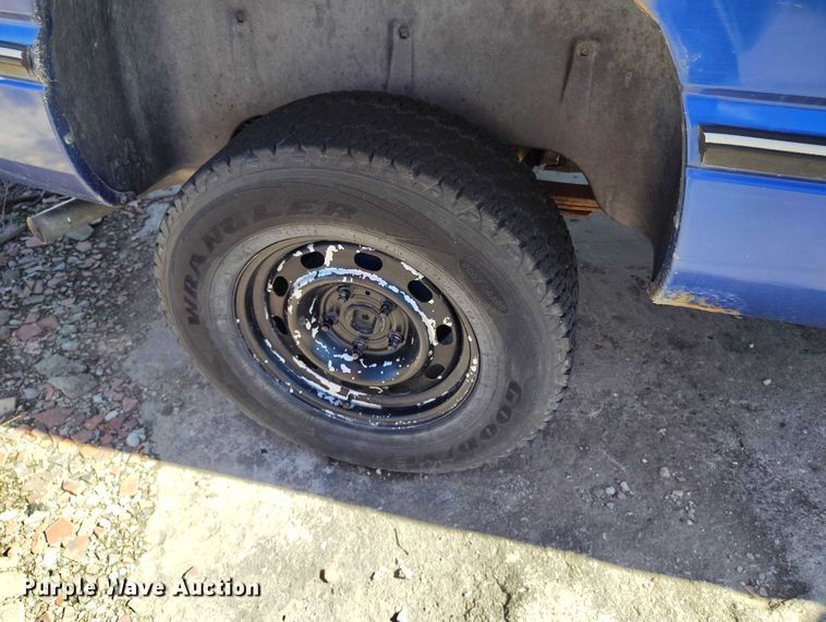 image for item DP5038 1997 Dodge Ram 1500 Club Cab pickup truck