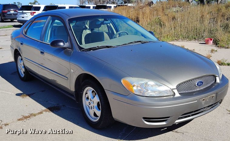 image for item DP5039 2004 Ford Taurus 