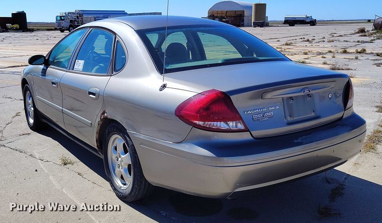 image for item DP5039 2004 Ford Taurus 