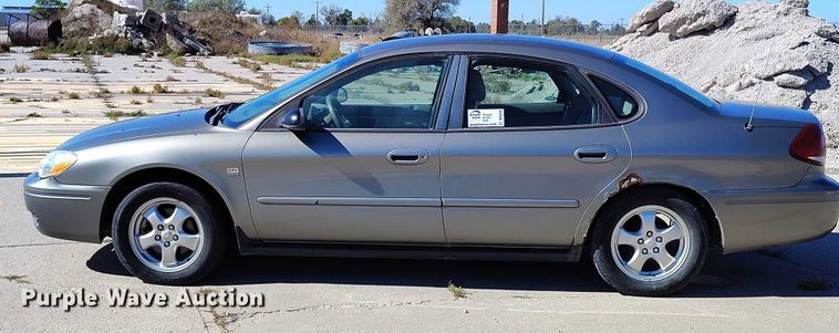 image for item DP5039 2004 Ford Taurus 