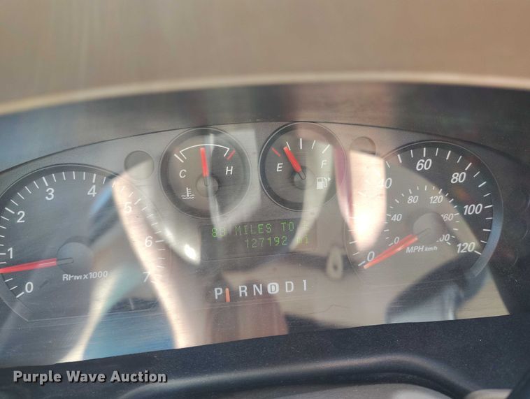 image for item DP5039 2004 Ford Taurus 