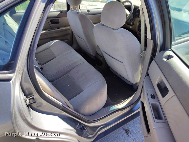 image for item DP5039 2004 Ford Taurus 