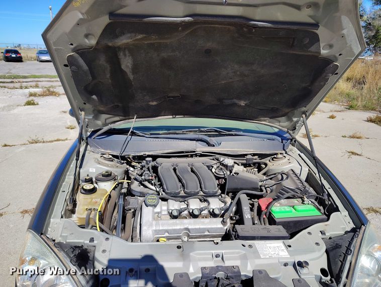 image for item DP5039 2004 Ford Taurus 