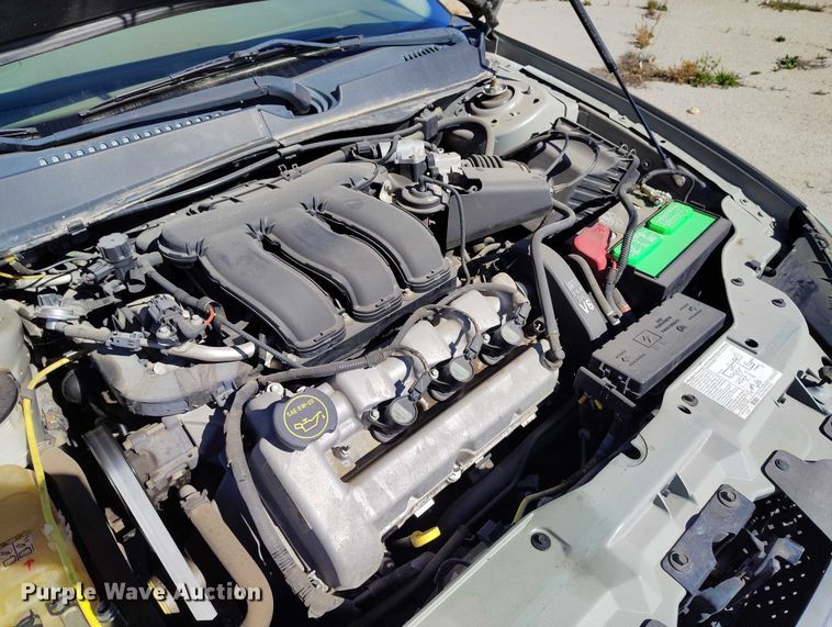 image for item DP5039 2004 Ford Taurus 