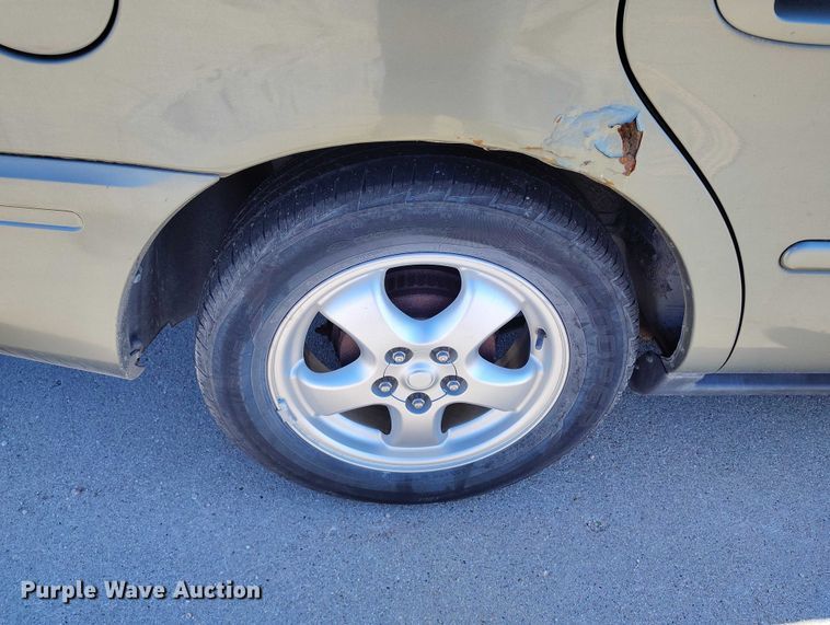 image for item DP5039 2004 Ford Taurus 